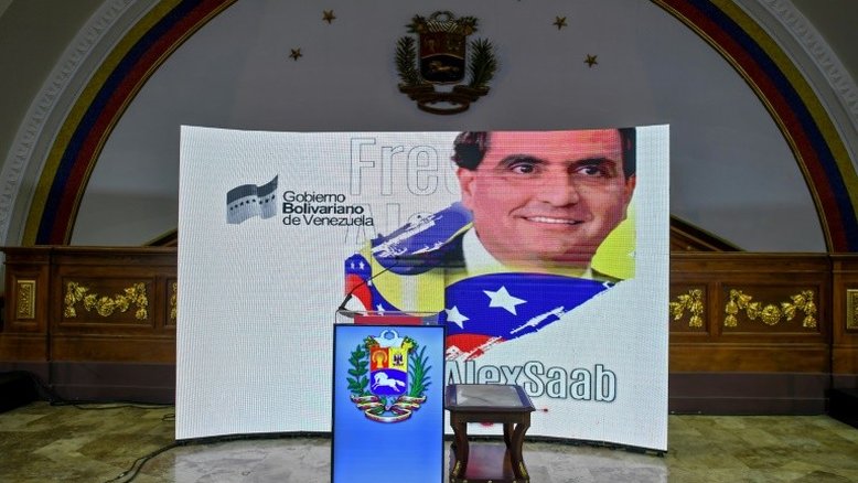 Oposição venezuelana pede que Maduro retome diálogo no México