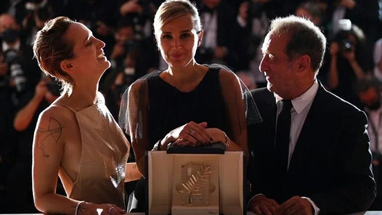 "Titane", vencedor da Palma de Ouro, representará a França no Oscar