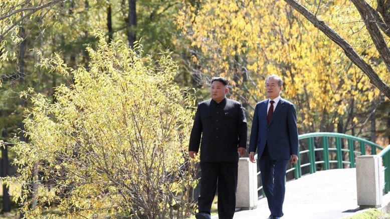 Coreia do Norte e Coreia do Sul restabelecem canais de comunicação