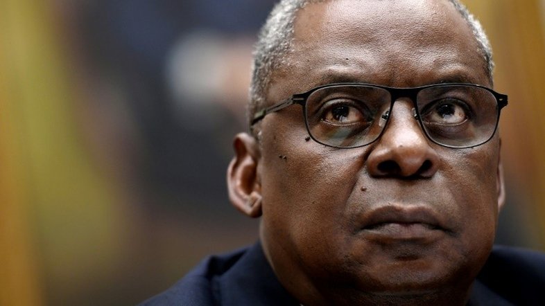 Com Rússia na mira, chefe do Pentágono visita a região do Mar Negro
