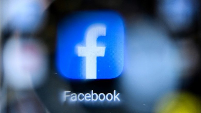 Facebook vai remunerar parte da imprensa francesa por usar seus conteúdos