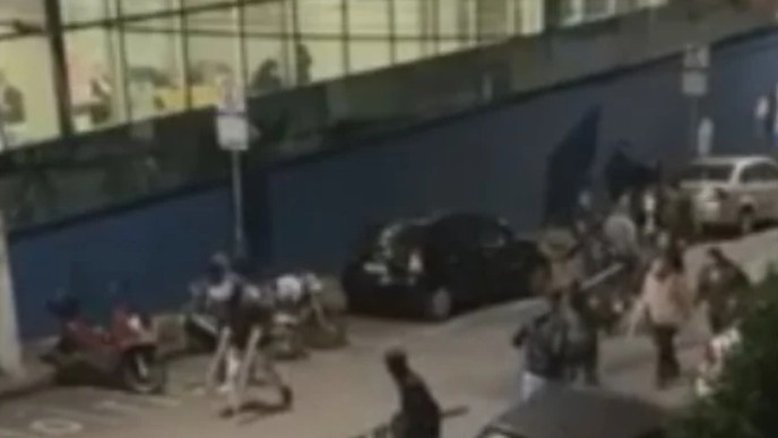 Torcedores de São Paulo e Corinthians brigam após clássico; 17 são detidos