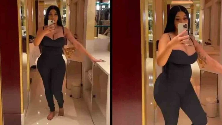 Cardi B nega lipo depois de parto e mostra curvas