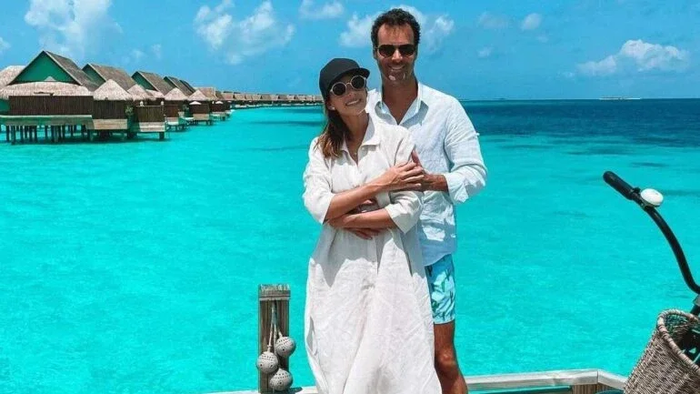 Carol Celico mostra detalhes de viagem com marido nas Maldivas: 