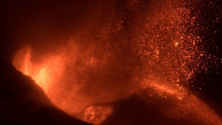 Fim da erupção do vulcão de La Palma não está perto, afirmam espcialistas