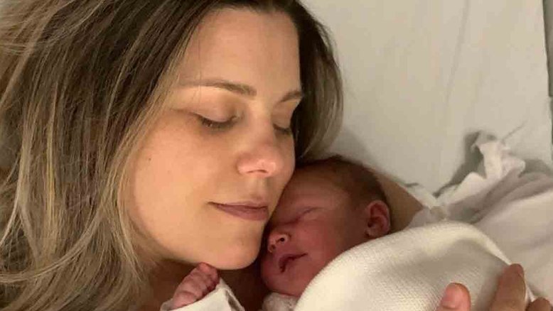 Daiana Garbin comemora aniversário da filha com Tiago Leifert