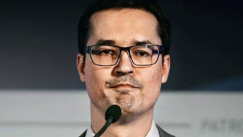 STF convoca sessão para julgar decisão que dá vaga de Deltan na Câmara a suplente do Podemos