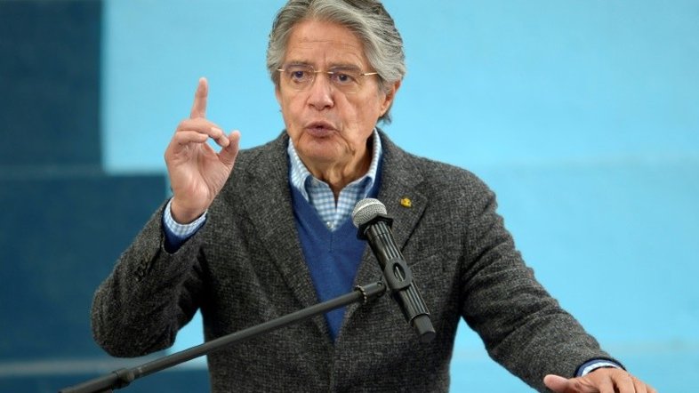 Presidente do Equador decreta estado de exceção por violência do narcotráfico