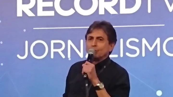 Repórter de TV é acusado pela segunda vez por importunação sexual na Record