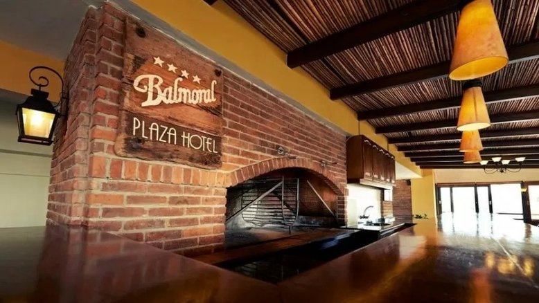 Flamenguistas fazem reserva em "hotel fantasma", levam prejuízo e ficam sem hospedagem