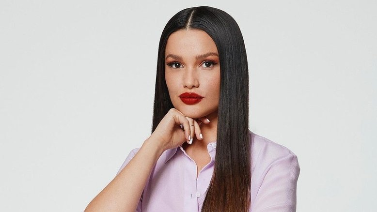 Juliette rebate internauta após crítica por ser cantora: 'Só paro quando eu morrer'