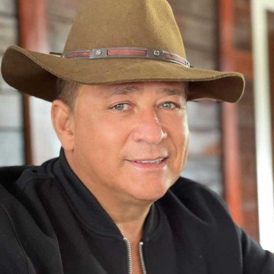 Você sabe o nome verdadeiro dessas 10 celebridades? Confira 31 Você sabe o nome verdadeiro dessas 10 celebridades? Confira
