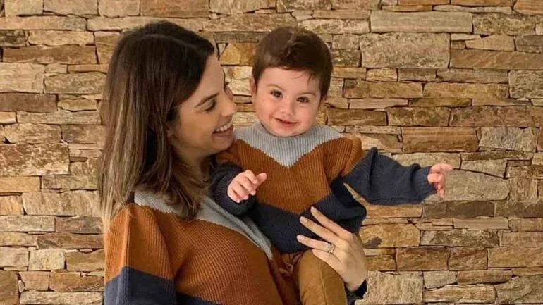 Sthefany Brito desabafa sobre filho doente: ‘Amor que chega a doer’