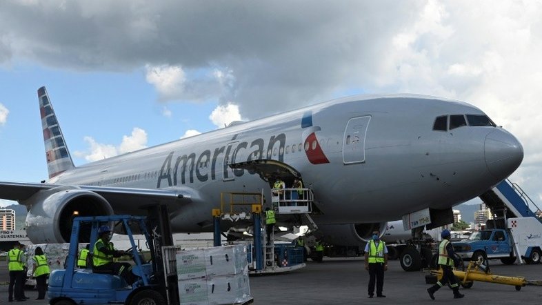 Guatemala oferece assistência a homem que viajou aos EUA escondido em trem de pouso