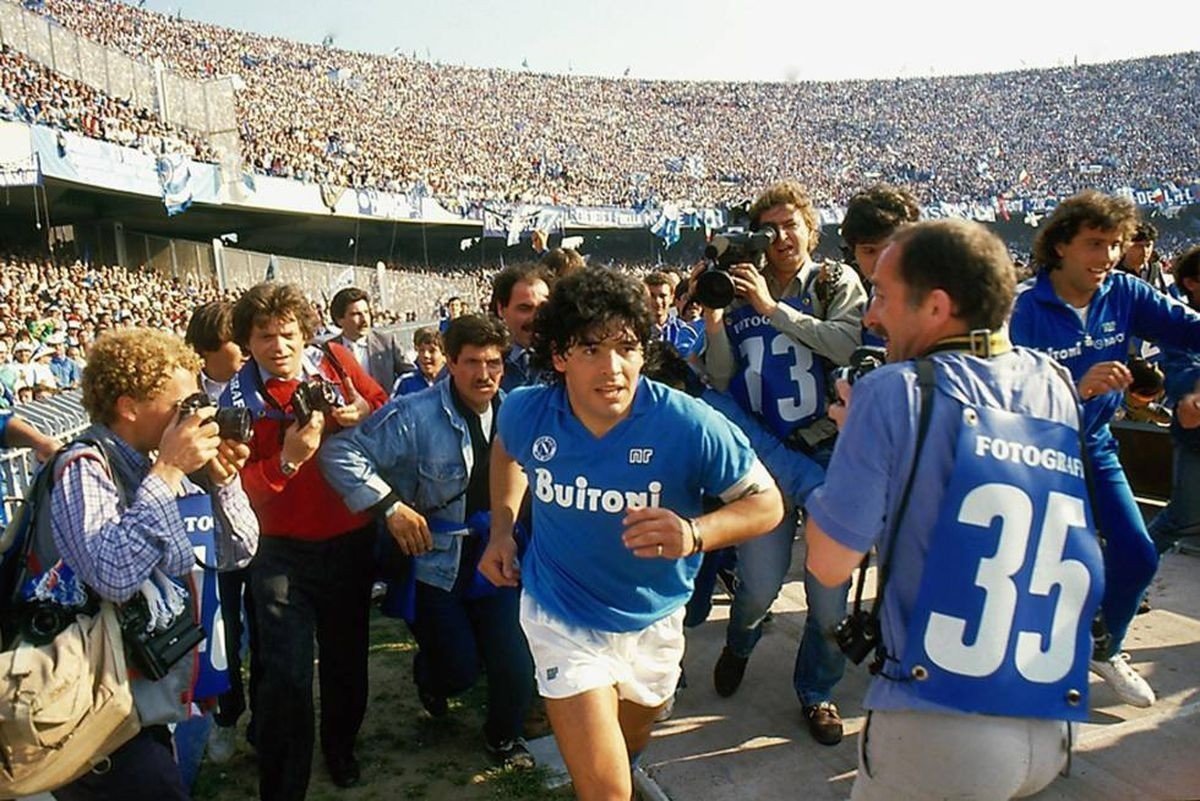 Relembre as maiores polêmicas em que Maradona se envolveu