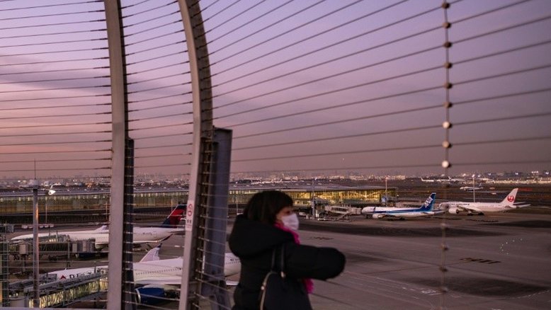 OMS alerta que proibição de viagens não impedirá disseminação da variante ômicron