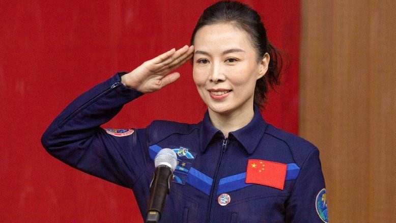 China anuncia primeira caminhada espacial com a presença de uma mulher