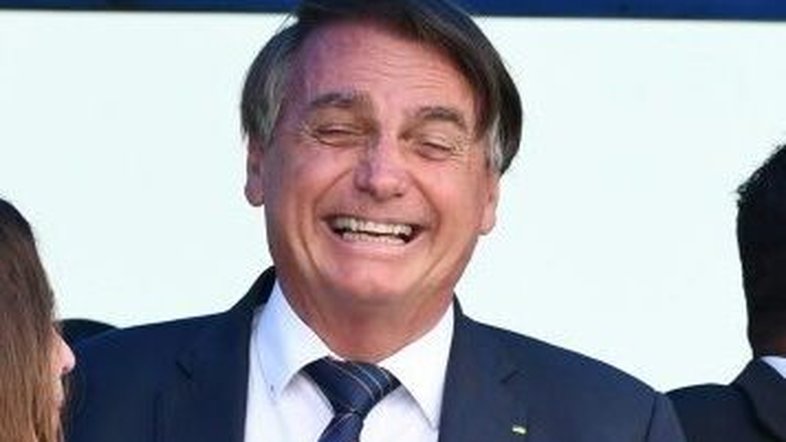 Bolsonaro se filia ao Partido Liberal de olho na eleição de 2022