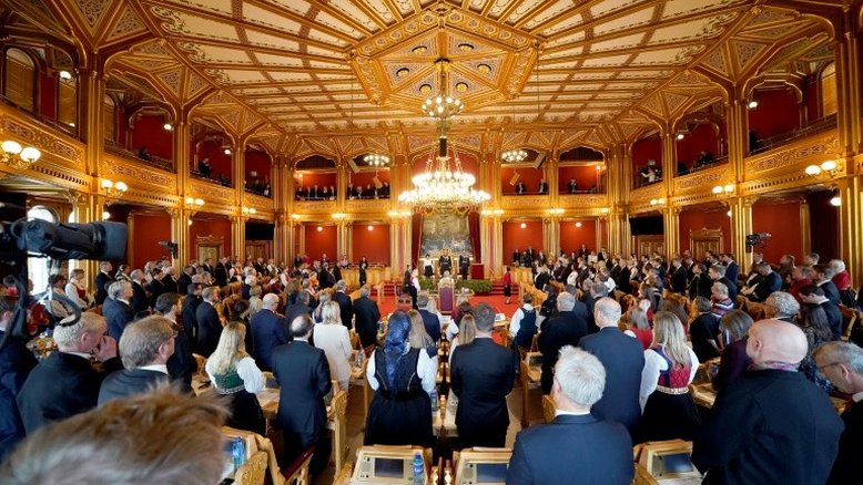 Presidente do Parlamento da Noruega renuncia por caso de residência oficial