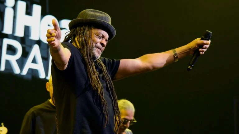 Terence Wilson, ex-vocalista do UB40, morre aos 64 anos