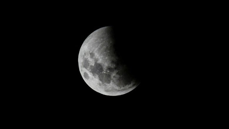 Eclipse lunar 'quase total' na próxima noite será o mais longo desde 1440
