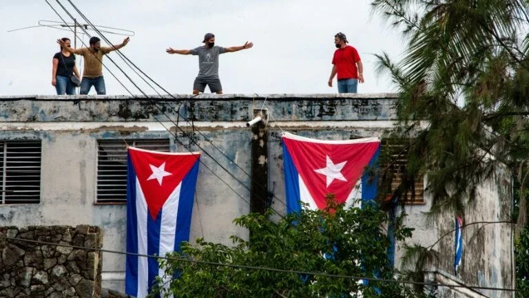 Medo venceu a cultura nascente de protestos em Cuba