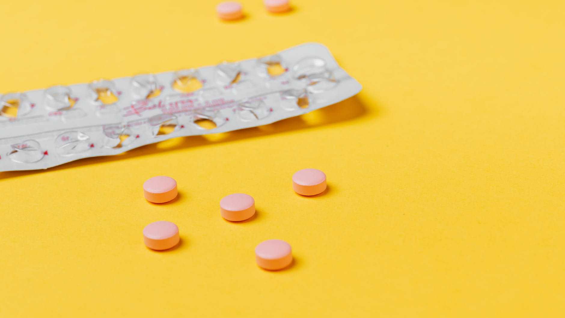 Métodos contraceptivos podem ter a depressão como efeito colateral?