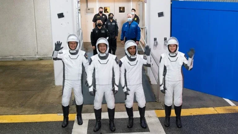 Quatro astronautas decolam nesta quartapara a ISS com a SpaceX
