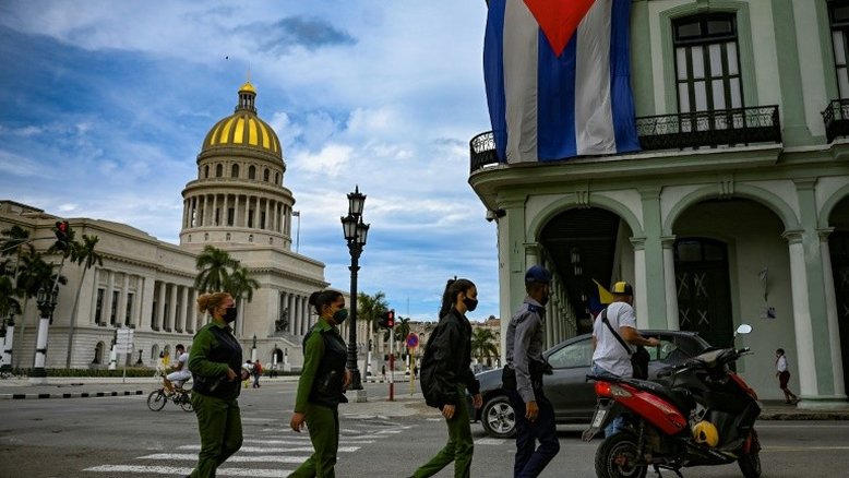 EUA restringe vistos a cubanos acusados de reprimir manifestantes