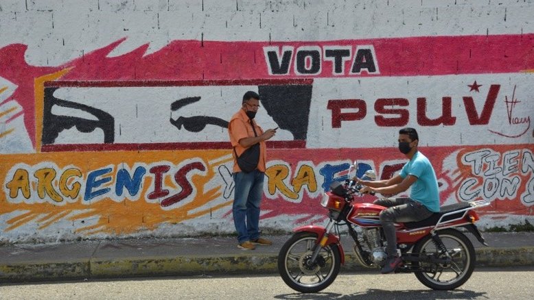 Justiça da Venezuela suspende contagem de votos em reduto chavista