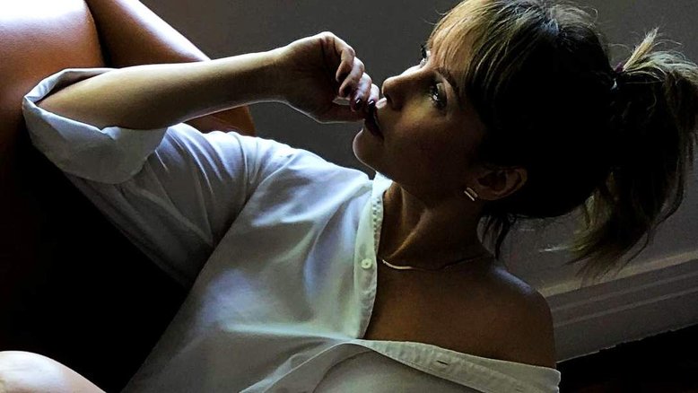 Em casamento aberto, atriz diz que marido engravidar outra seria ‘quebra grave’