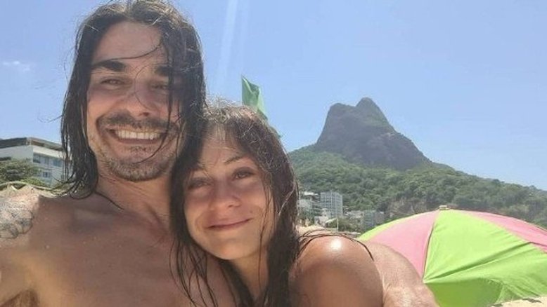 Filha que deveria receber pensão de André Gonçalves é vendedora de loja
