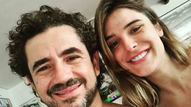 Rafa Brites e Felipe Andreoli comemoram 10 anos de casados