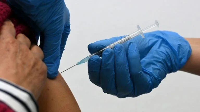 OCDE reduz previsão de crescimento global e alerta para risco da ômicron