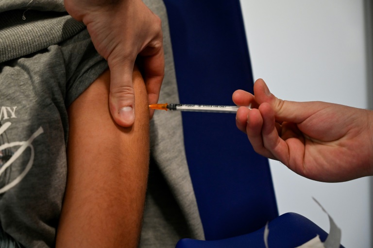 Saúde decide nesta quarta sobre vacinação de crianças contra a Covid-19
