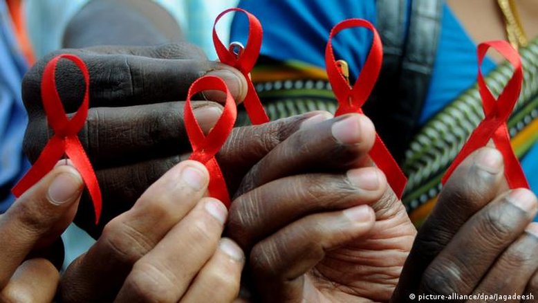 A cronologia do HIV, uma pandemia de 40 anos
