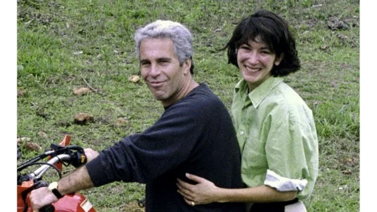 Júri declara socialite britânica Ghislaine Maxwell culpada de crimes sexuais