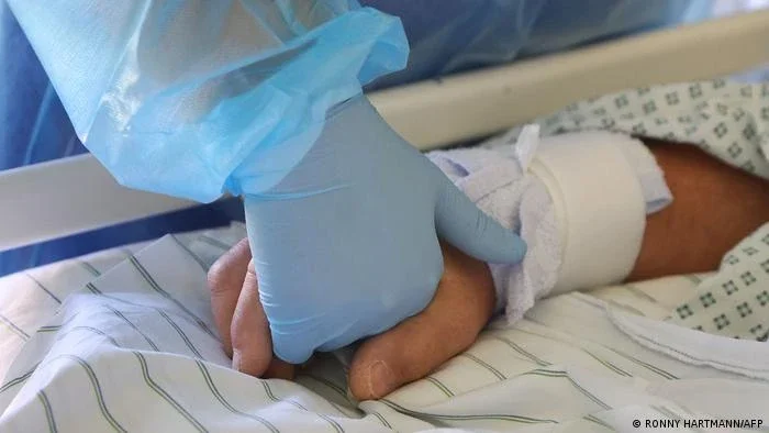 Cientistas descobrem por que sobrepeso é fator de risco para covid-19