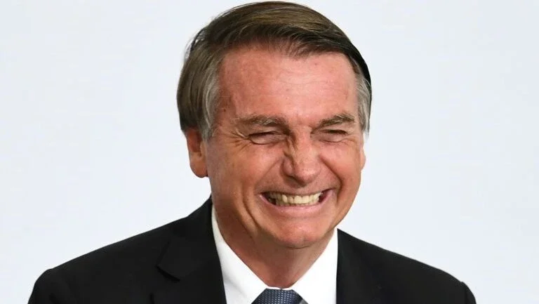 STF abre inquérito contra Bolsonaro por fake news sobre vacinação e Aids