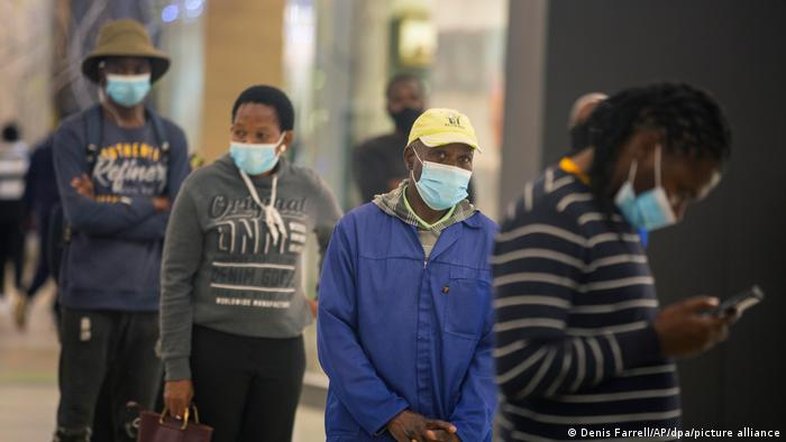 Com ômicron, África do Sul vive alta sem precedentes de casos de covid-19