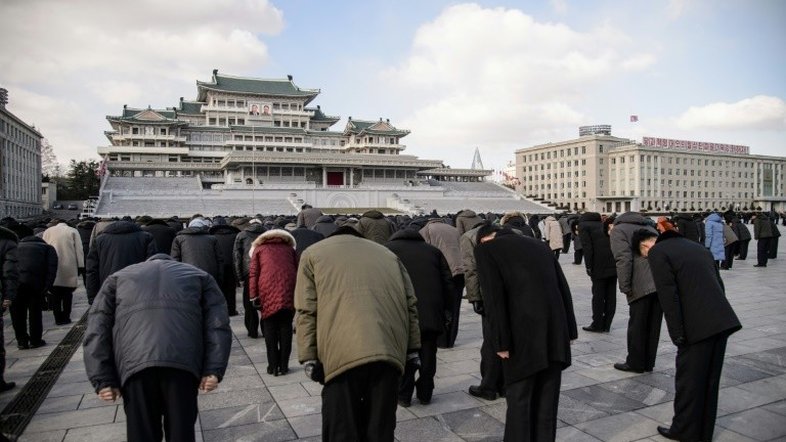 Coreia do Norte recorda o 10º aniversário da morte de Kim Jong Il