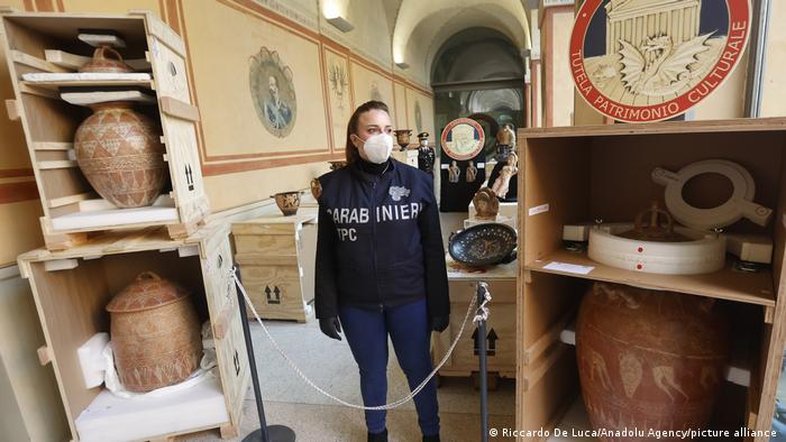 Itália recupera mais de 200 peças de antiguidade de museus dos EUA