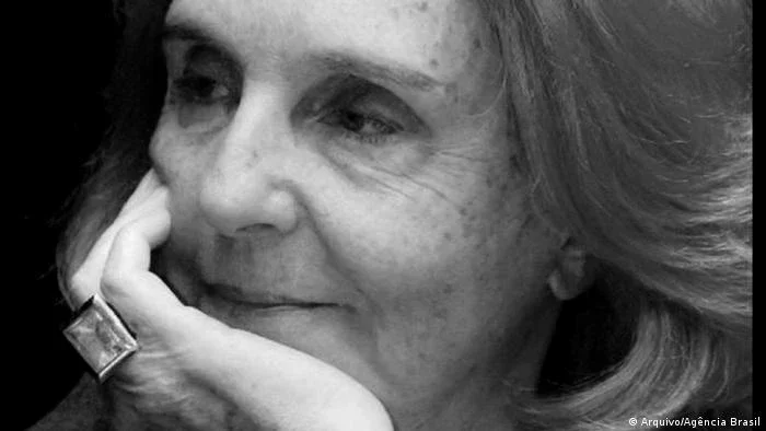 Morre a escritora Lya Luft