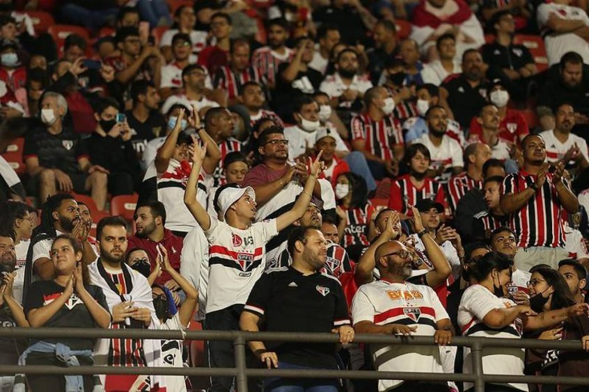 Torcida do São Paulo registra terceira maior média da história no Morumbi ISTOÉ Independente Torcida do São Paulo registra terceira maior média da história no Morumbi ISTOÉ Independente