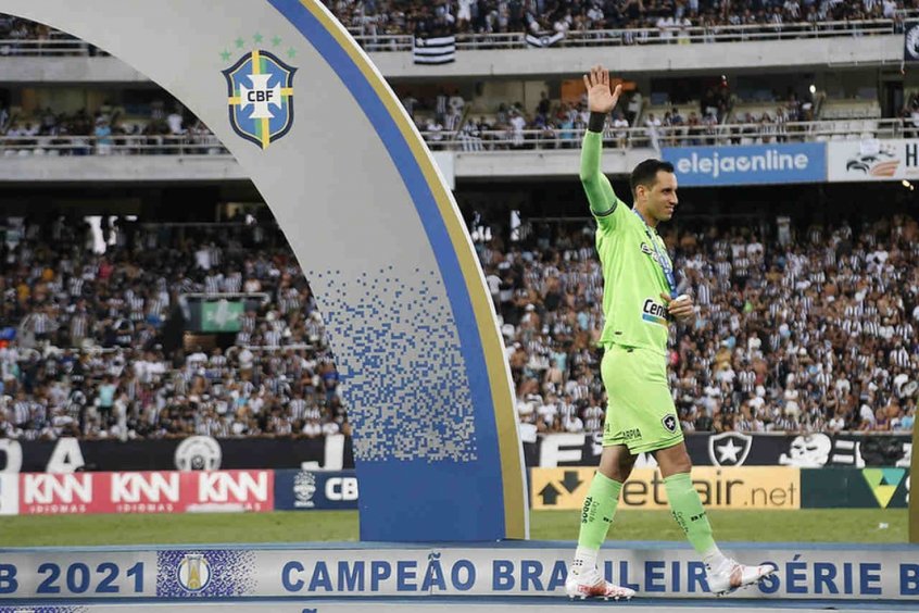 Gatito pede aumento de 40% no salário e renovação com o Botafogo emperra