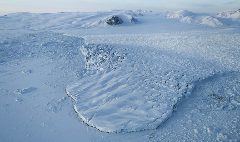 Groenlândia registra temperaturas entre 20 e 30 graus acima da média