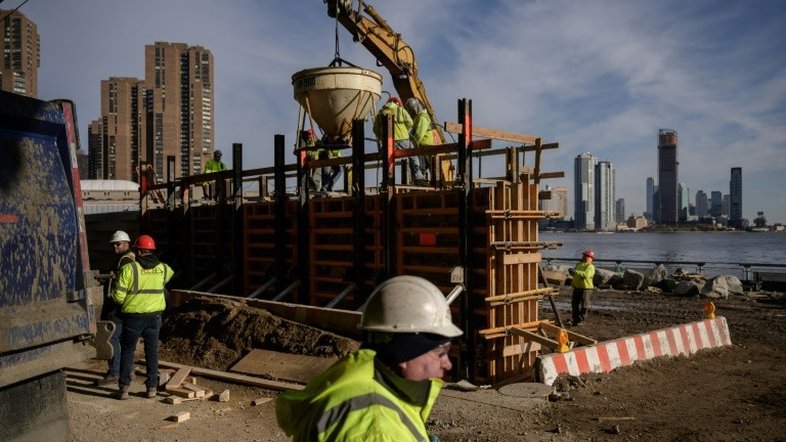 Nova York constrói muro para se proteger das inundações