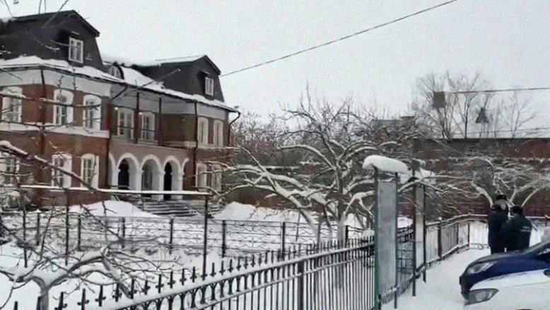 Tentativa de suicídio deixa dez feridos em escola ortodoxa na Rússia