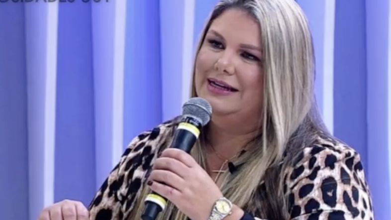 Ex-Ronaldinha fala de prostituição aos 16 anos e diz que se desfez dos bens ganhos com pornô