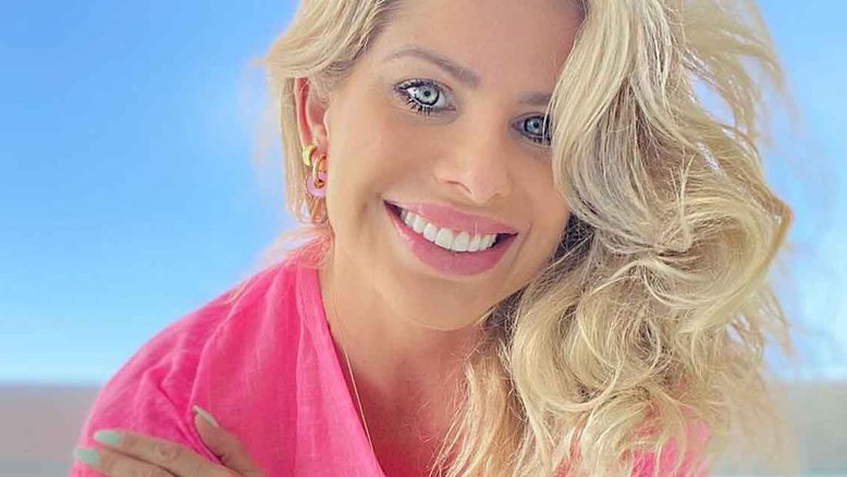Karina Bacchi diz que parou de atuar para não cometer ‘adultério’